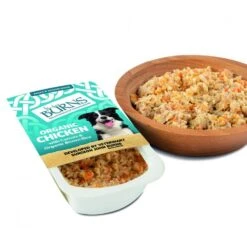 Burns Penlan Farm Tray Complete Organic Chicken Veg & Brown Rice Dog Food 12 Pack 150g